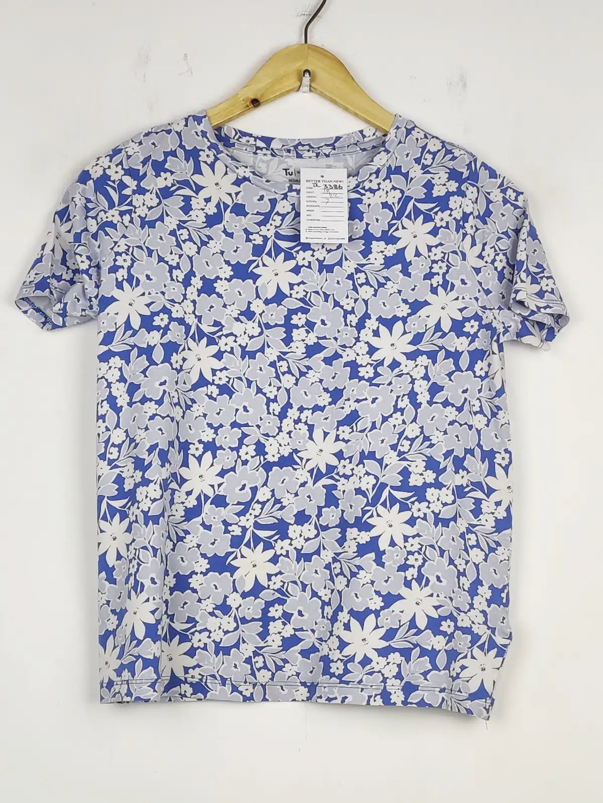 Buy online pre-used pre-loved 100% authentic & Original branded Purple Multi (TS-3386) available in Pakistan. Top international brands avilable.