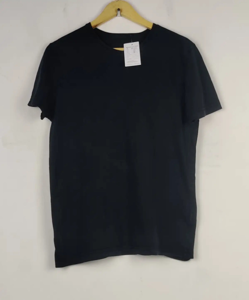 Buy online pre-used pre-loved 100% authentic & Original branded Unknown Brand (TS-3423) available in Pakistan. Top international brands avilable.