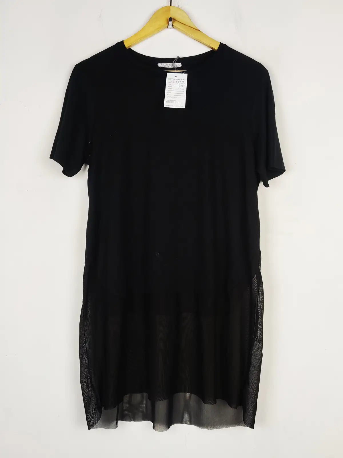 Buy online pre-used pre-loved 100% authentic & Original branded Zara (TS-3509) available in Pakistan. Top international brands avilable.