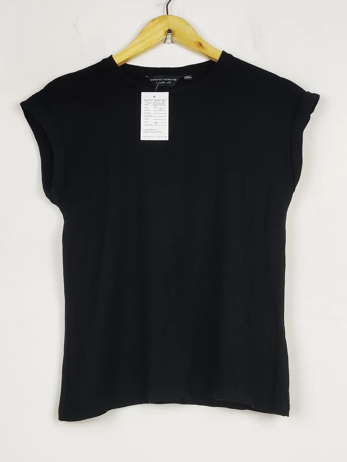 Buy online pre-used pre-loved 100% authentic & Original branded Dorothy Perkins (TS-3568) available in Pakistan. Top international brands avilable.