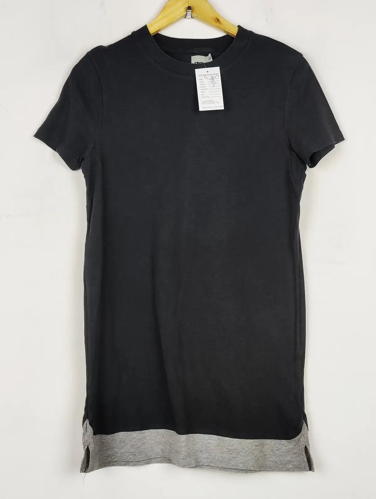 Buy online pre-used pre-loved 100% authentic & Original branded Asos (TS-3607) available in Pakistan. Top international brands avilable.