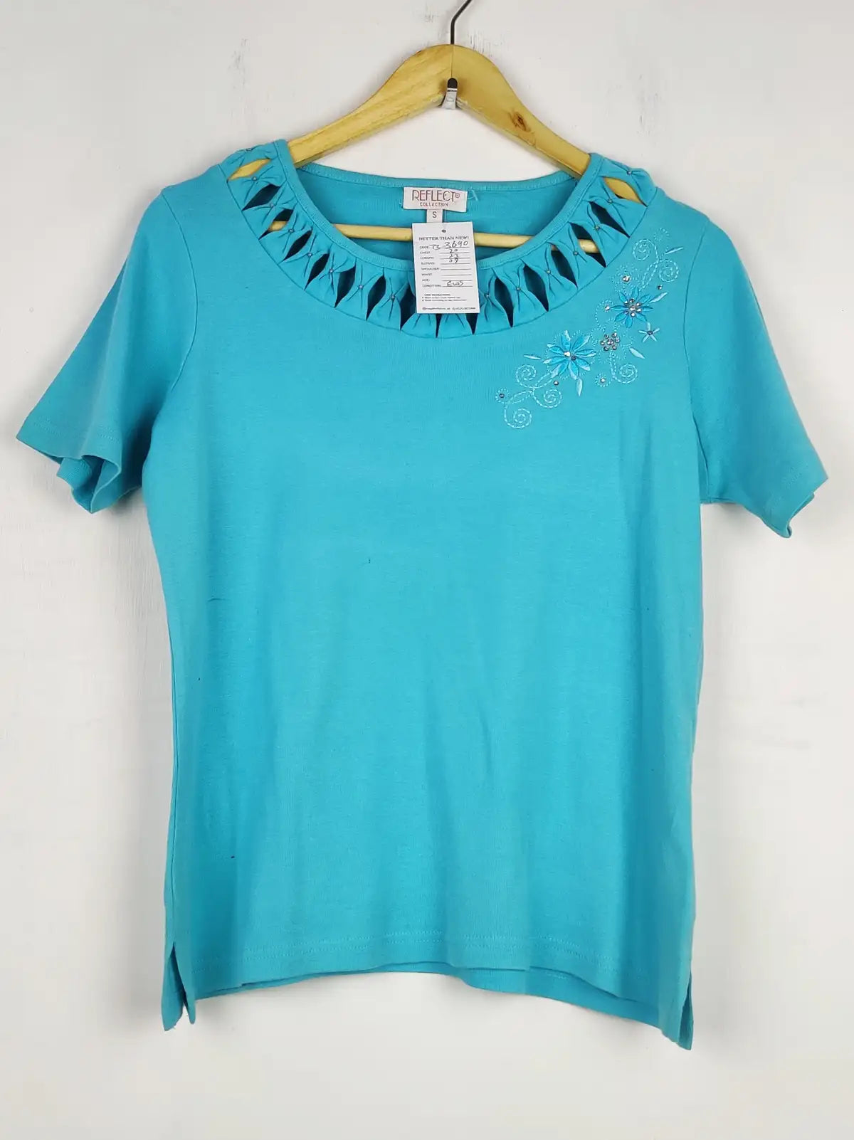 Buy online pre-used pre-loved 100% authentic & Original branded Reflect (TS-3690) available in Pakistan. Top international brands avilable.