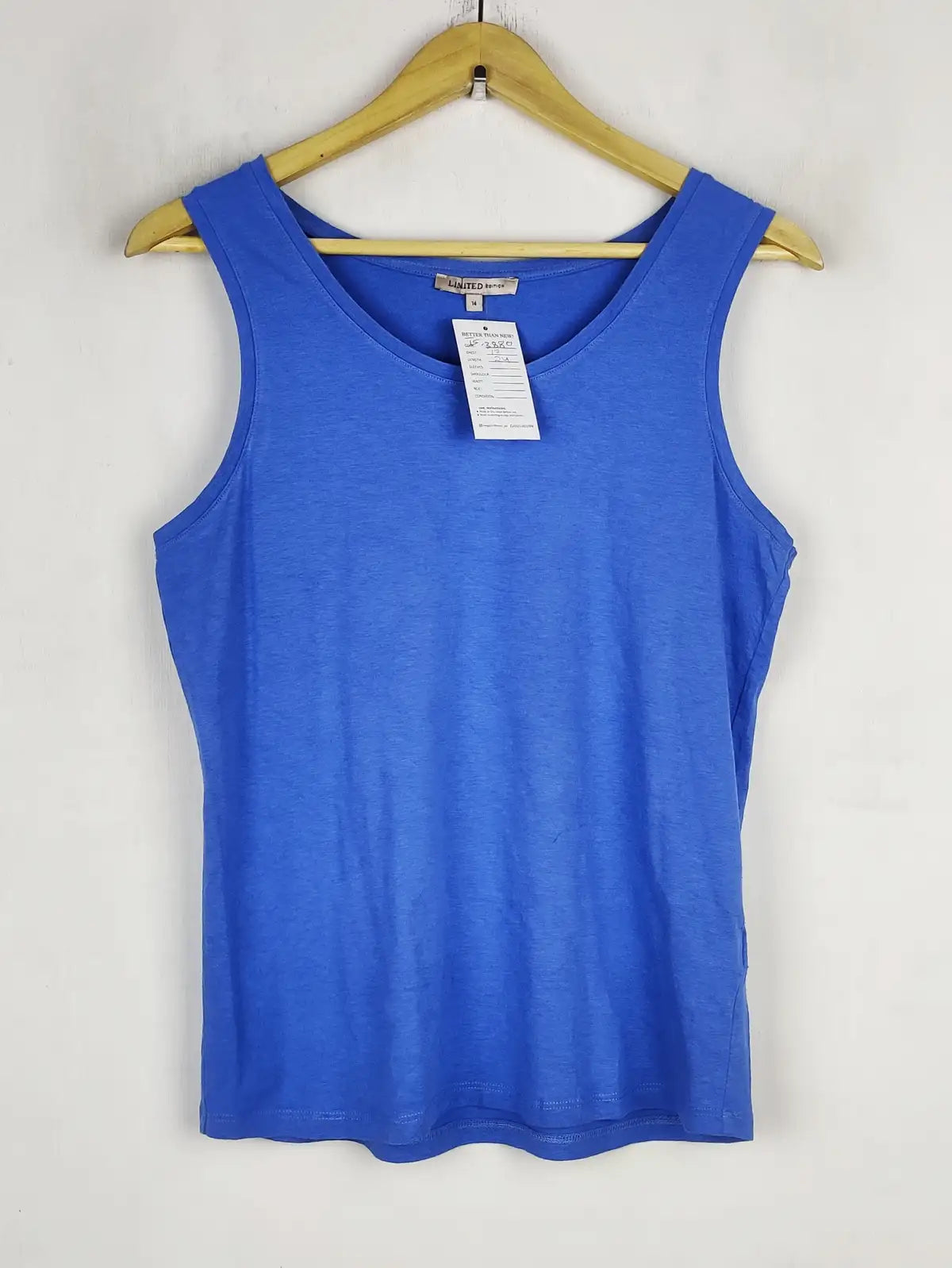 Buy online pre-used pre-loved 100% authentic & Original branded Limited (TS-3880) available in Pakistan. Top international brands avilable.