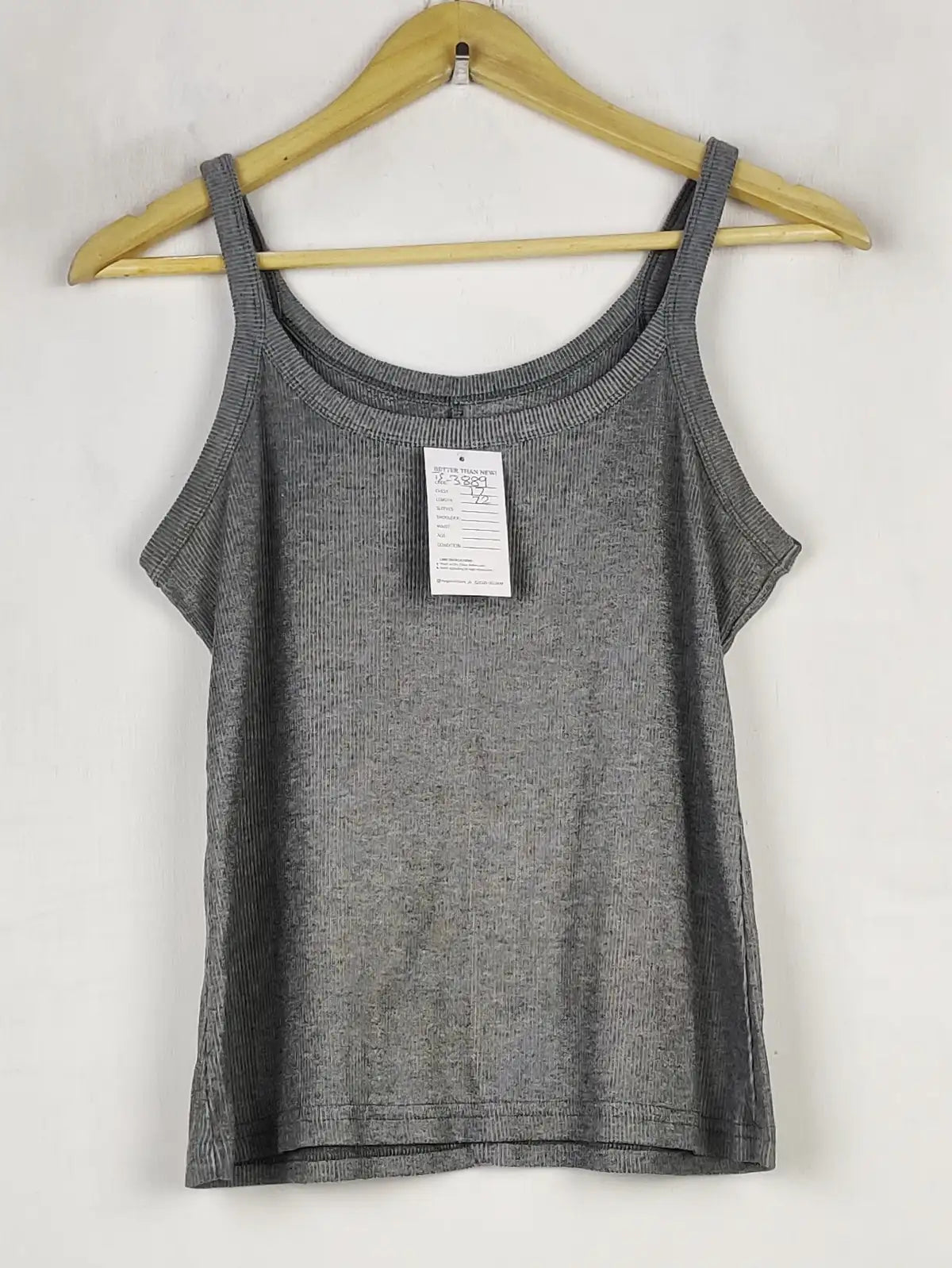 Buy online pre-used pre-loved 100% authentic & Original branded Unknown Brand (TS-3889) available in Pakistan. Top international brands avilable.