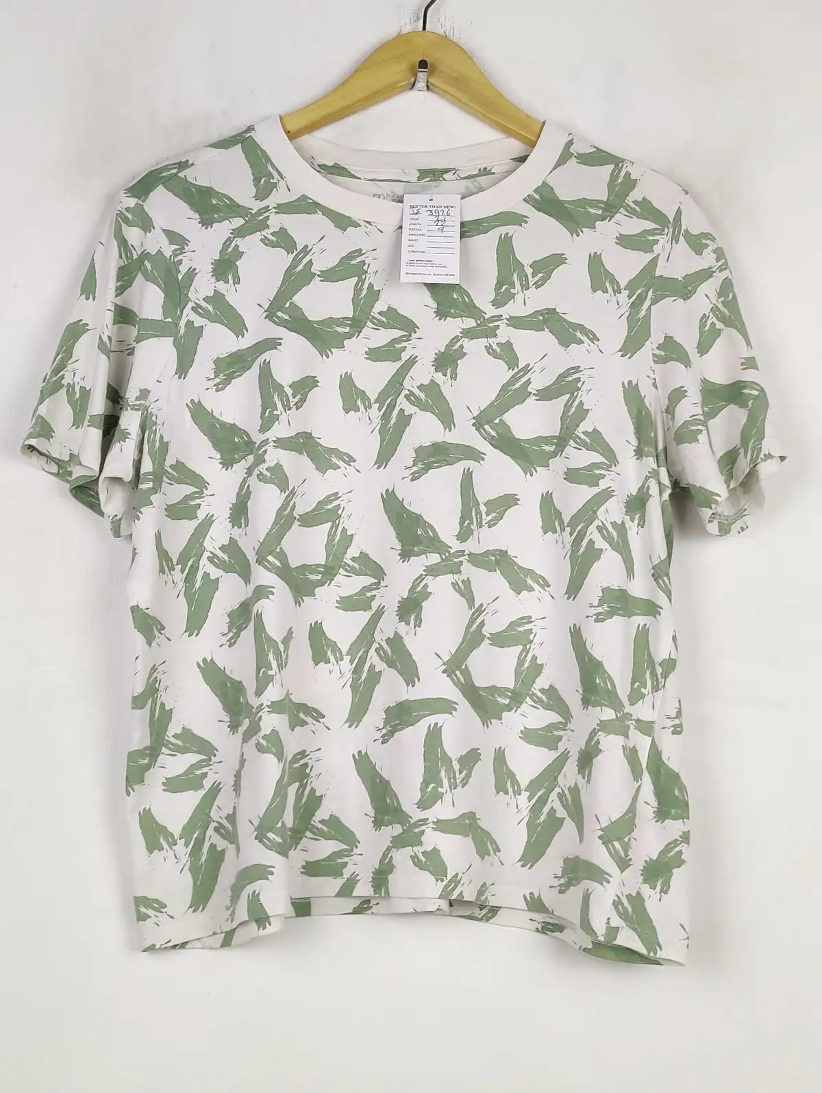 Buy online pre-used pre-loved 100% authentic & Original branded Primark (TS-3926) available in Pakistan. Top international brands avilable.