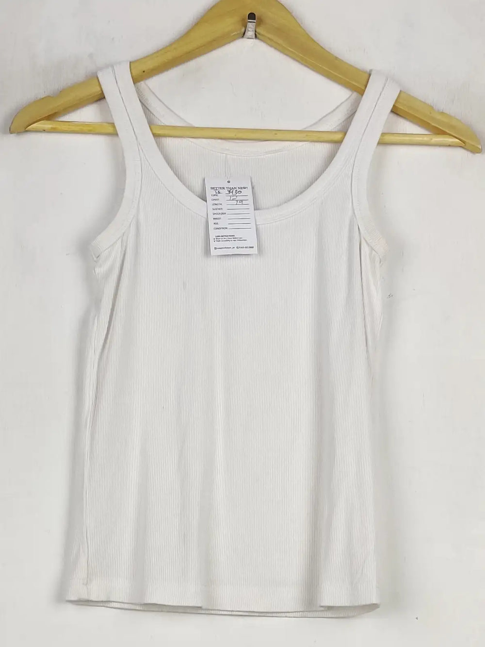 Buy online pre-used pre-loved 100% authentic & Original branded Unknown Brand (TS-3930) available in Pakistan. Top international brands avilable.