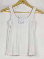 Buy online pre-used pre-loved 100% authentic & Original branded Unknown Brand (TS-3930) available in Pakistan. Top international brands avilable.