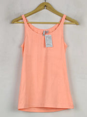 Buy online pre-used pre-loved 100% authentic & Original branded H&M (TS-3934) available in Pakistan. Top international brands avilable.