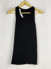 Buy online pre-used pre-loved 100% authentic & Original branded Unknown Brand (TS-3935) available in Pakistan. Top international brands avilable.