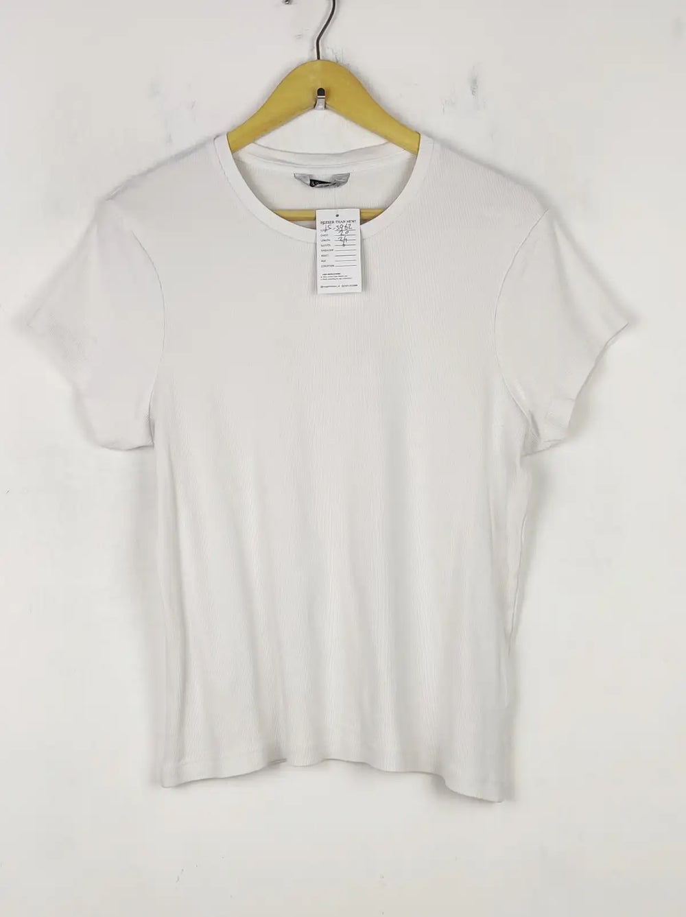 Buy online pre-used pre-loved 100% authentic & Original branded Marks & Spencer (TS-3962) available in Pakistan. Top international brands avilable.