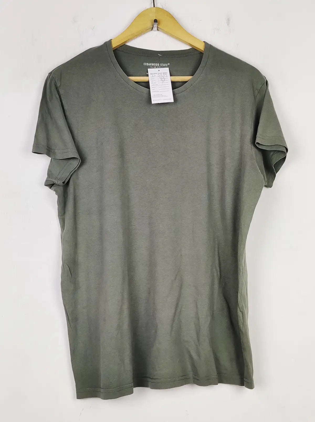 Buy online pre-used pre-loved 100% authentic & Original branded Cedarwood State (TS-3969) available in Pakistan. Top international brands avilable.