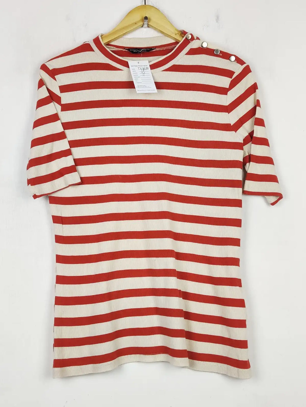 Buy online pre-used pre-loved 100% authentic & Original branded Dorothy Perkins (TS-3985) available in Pakistan. Top international brands avilable.