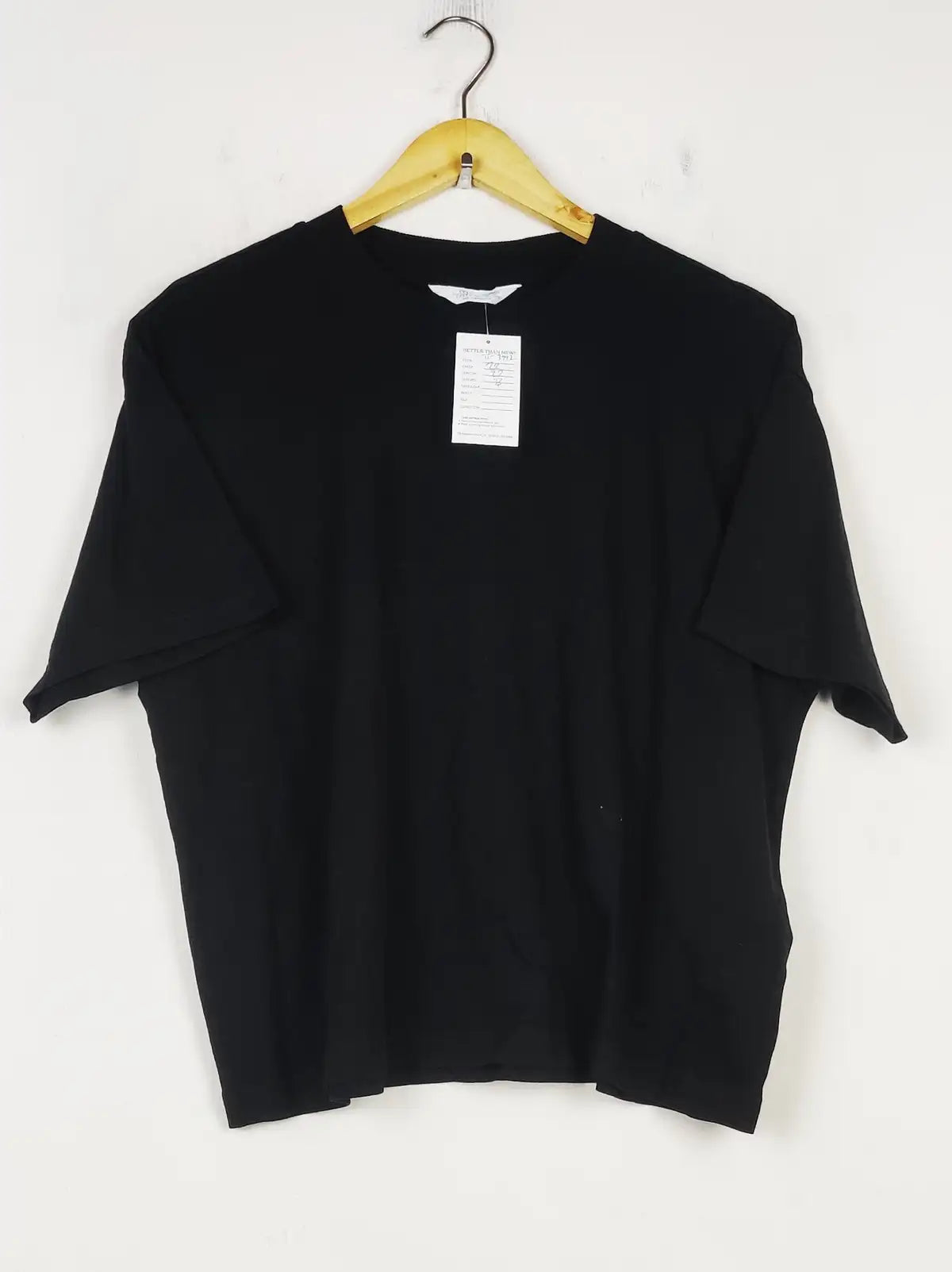 Buy online pre-used pre-loved 100% authentic & Original branded Primark (TS-3992) available in Pakistan. Top international brands avilable.