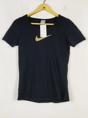 Buy online pre-used pre-loved 100% authentic & Original branded Nike (TS-4007) available in Pakistan. Top international brands avilable.