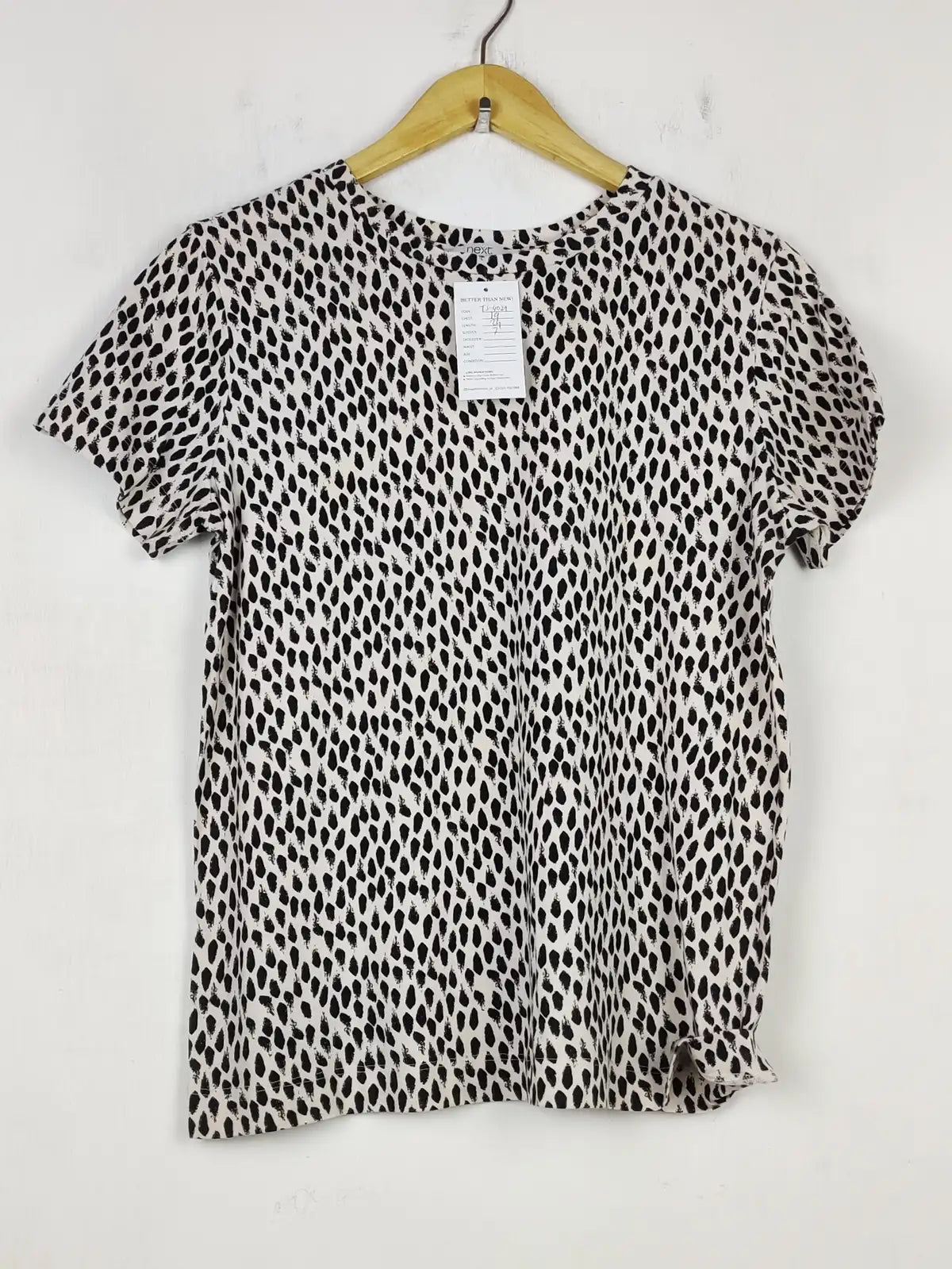 Buy online pre-used pre-loved 100% authentic & Original branded Next (TS-4029) available in Pakistan. Top international brands avilable.