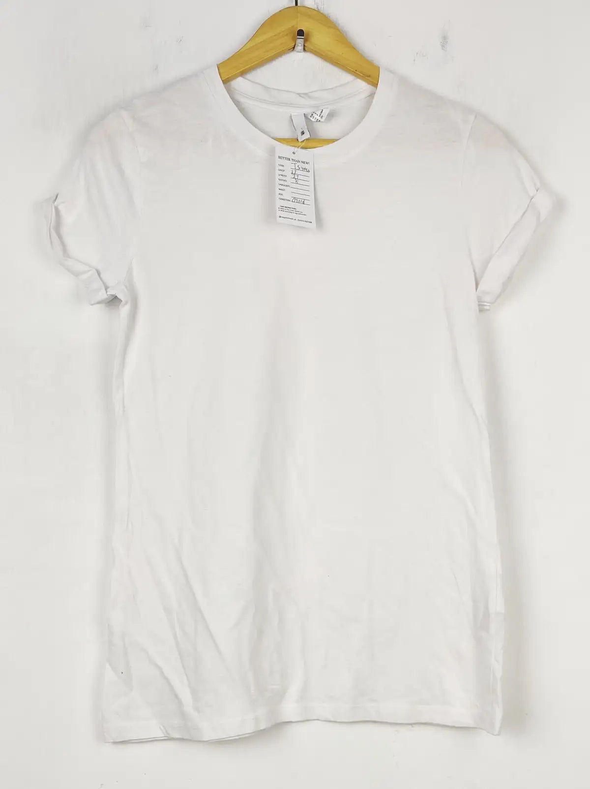 Buy online pre-used pre-loved 100% authentic & Original branded H&M (TS-4046) available in Pakistan. Top international brands avilable.