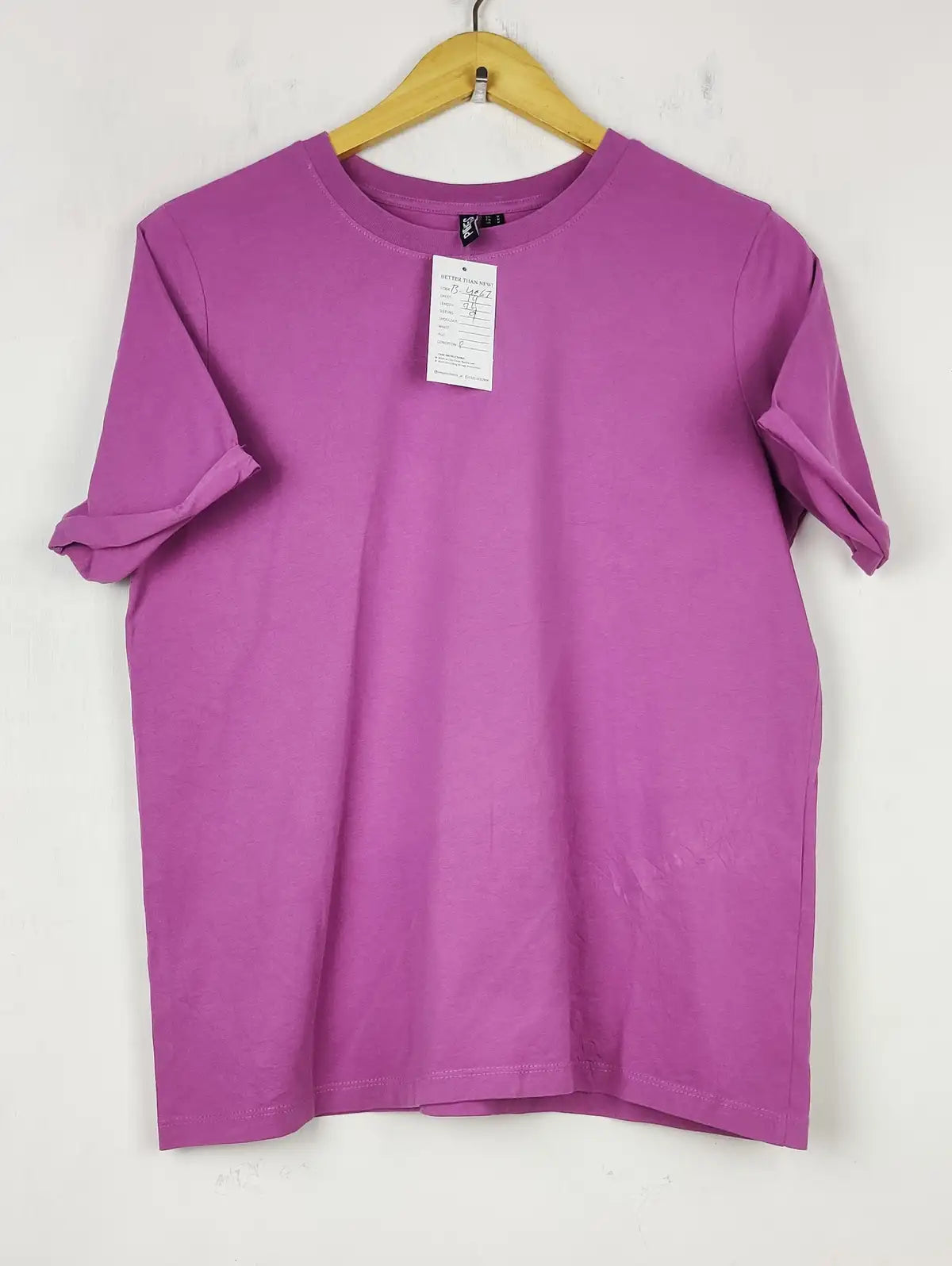 Buy online pre-used pre-loved 100% authentic & Original branded Pieces (TS-4067) available in Pakistan. Top international brands avilable.