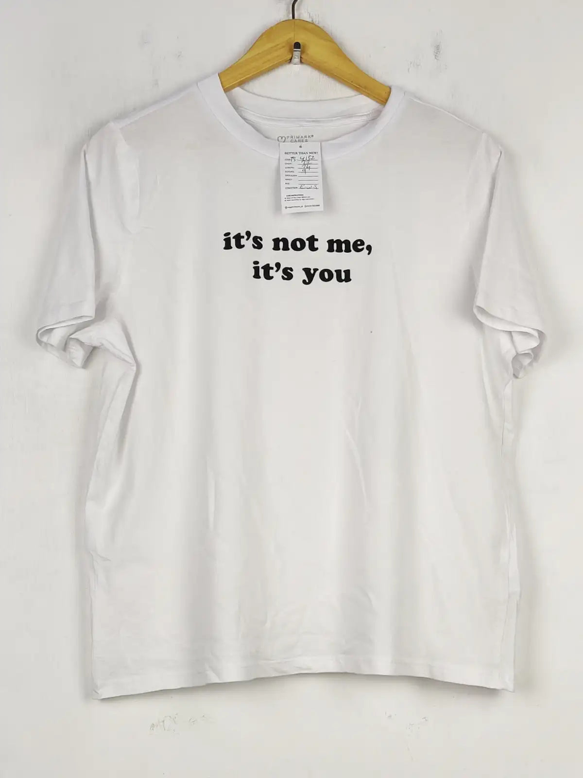 Buy online pre-used pre-loved 100% authentic & Original branded Primark (TS-4152) available in Pakistan. Top international brands avilable.