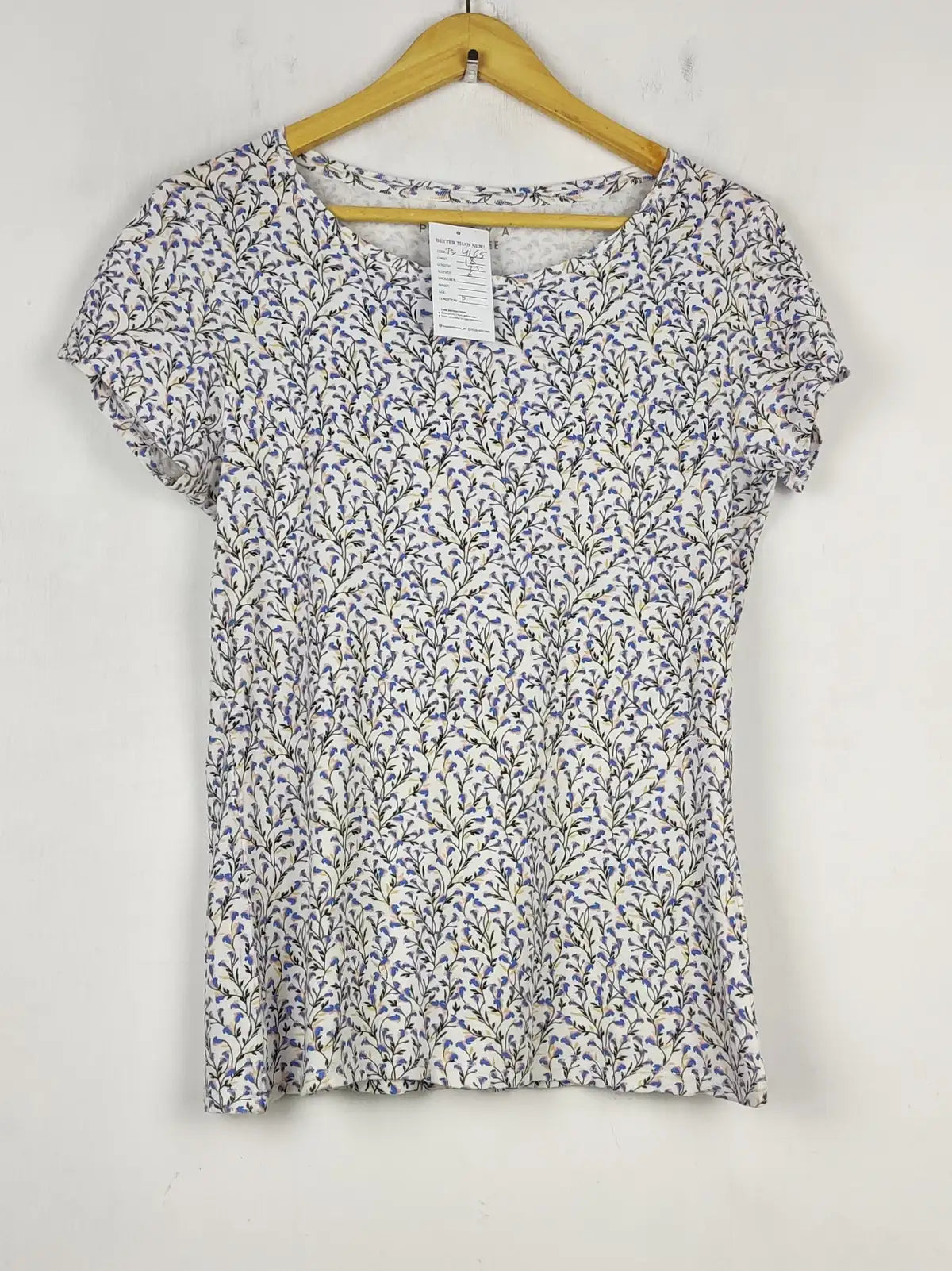 Buy online pre-used pre-loved 100% authentic & Original branded Primark (TS-4165) available in Pakistan. Top international brands avilable.