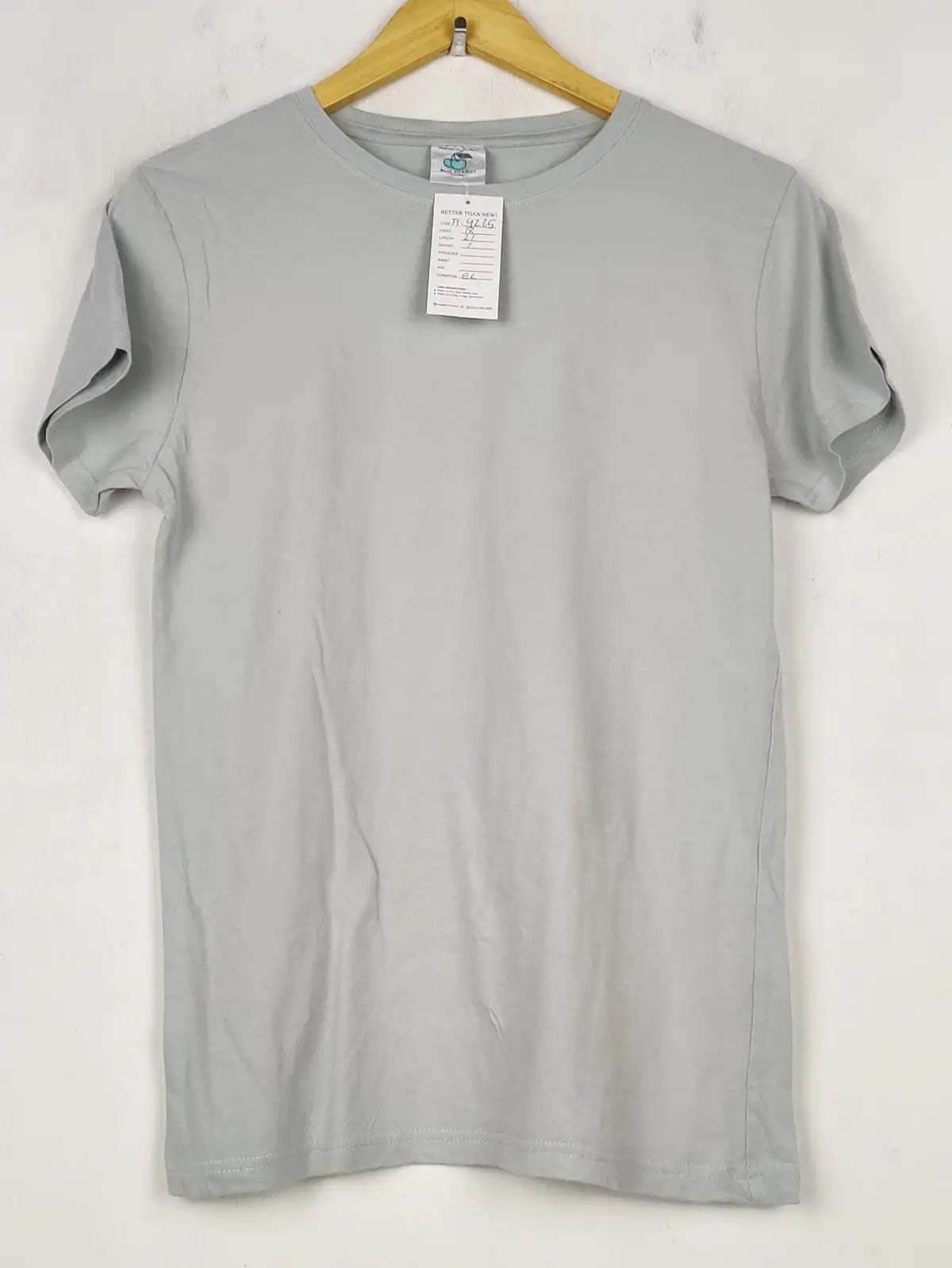 Buy online pre-used pre-loved 100% authentic & Original branded Blu Cherry (TS-4225) available in Pakistan. Top international brands avilable.
