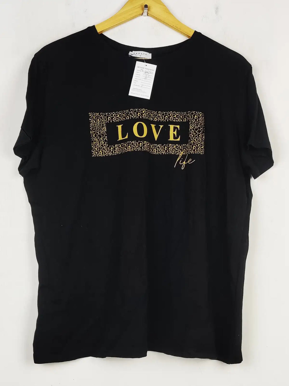 Buy online pre-used pre-loved 100% authentic & Original branded Papaya (TS-4241) available in Pakistan. Top international brands avilable.