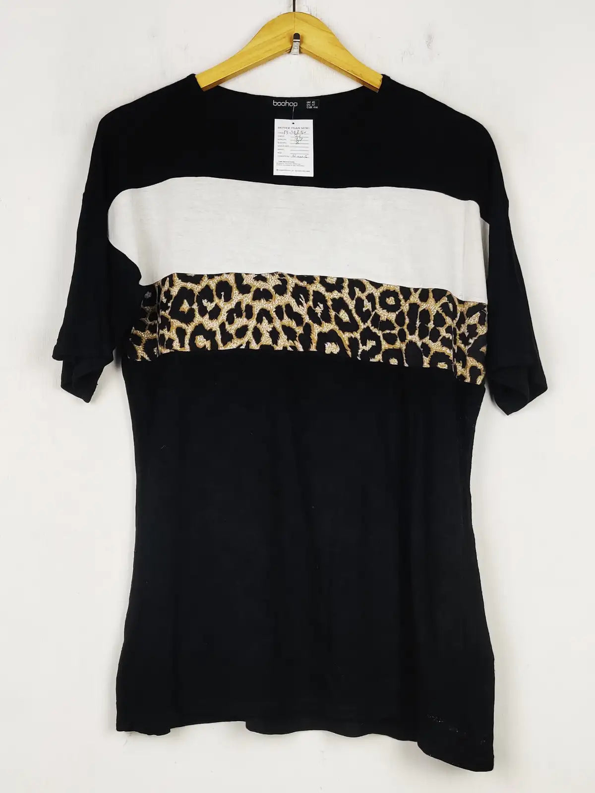 Buy online pre-used pre-loved 100% authentic & Original branded Boohoo (TS-4250) available in Pakistan. Top international brands avilable.