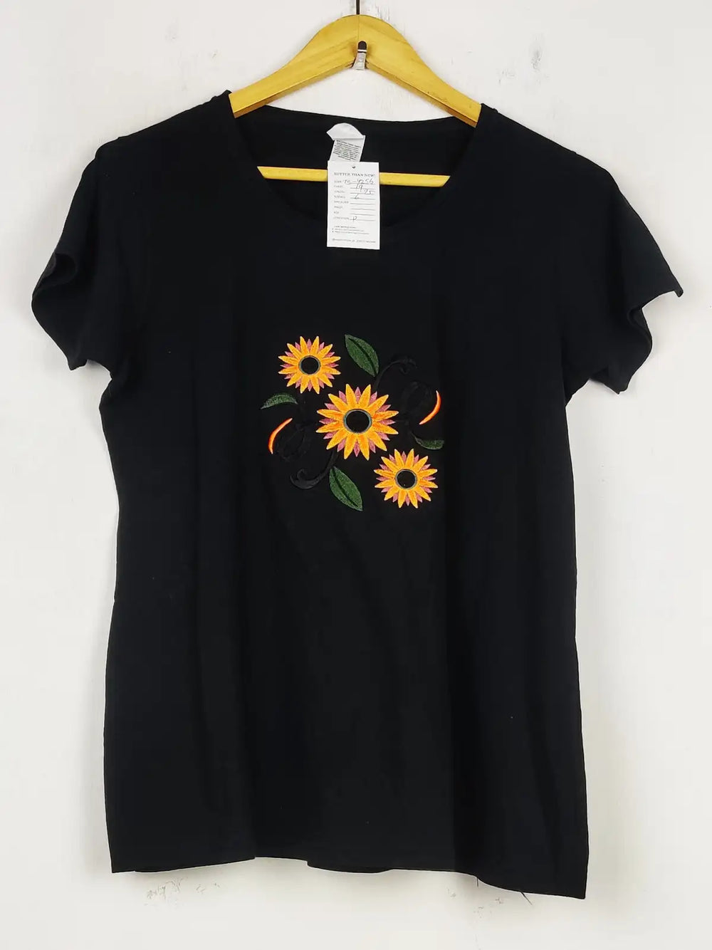 Buy online pre-used pre-loved 100% authentic & Original branded Fruit Of The Loom (TS-4256) available in Pakistan. Top international brands avilable.