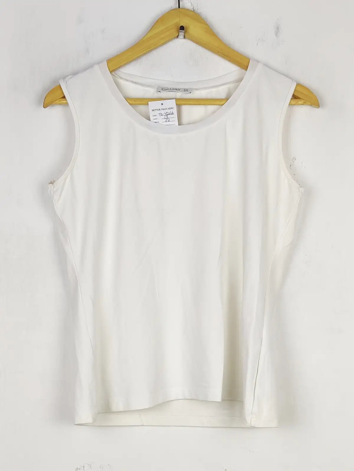 Buy online pre-used pre-loved 100% authentic & Original branded Gallery (TS-4266) available in Pakistan. Top international brands avilable.