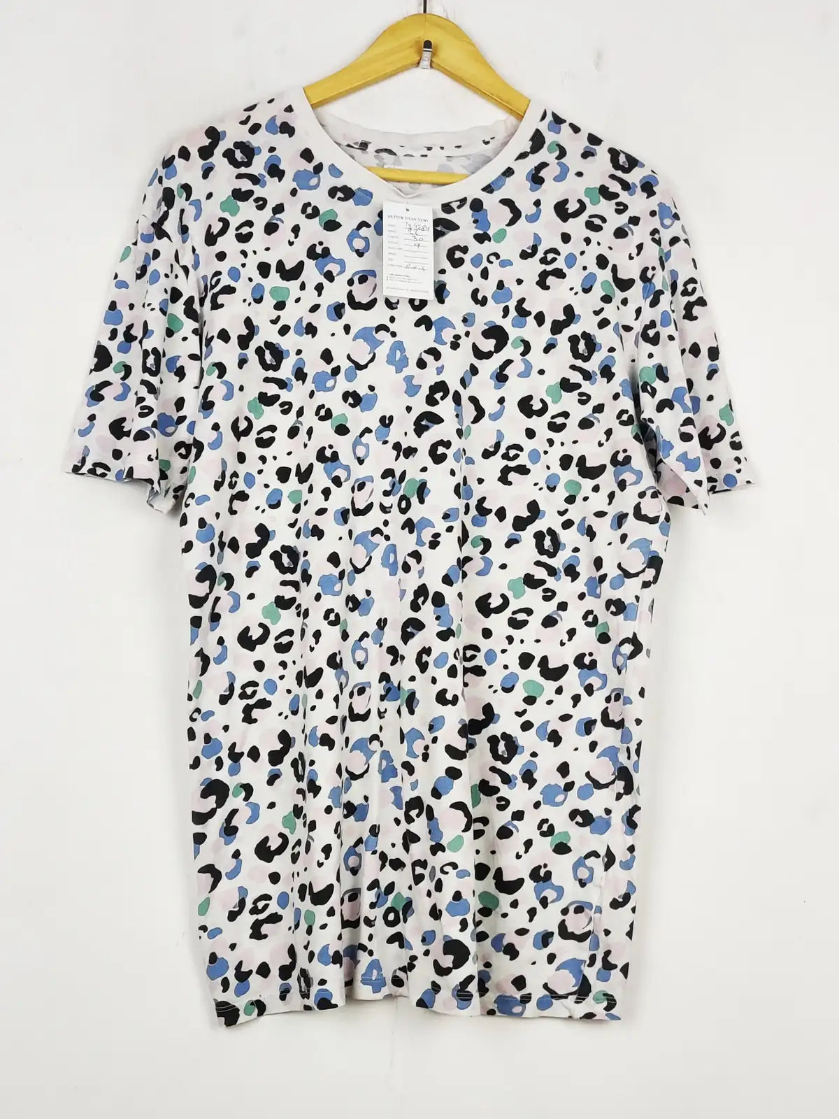 Buy online pre-used pre-loved 100% authentic & Original branded Dunnes Stores (TS-4284) available in Pakistan. Top international brands avilable.