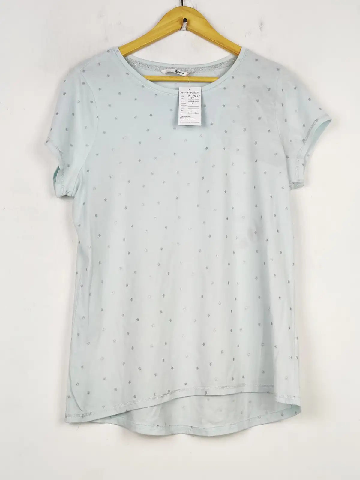 Buy online pre-used pre-loved 100% authentic & Original branded Tu (TS-4288) available in Pakistan. Top international brands avilable.