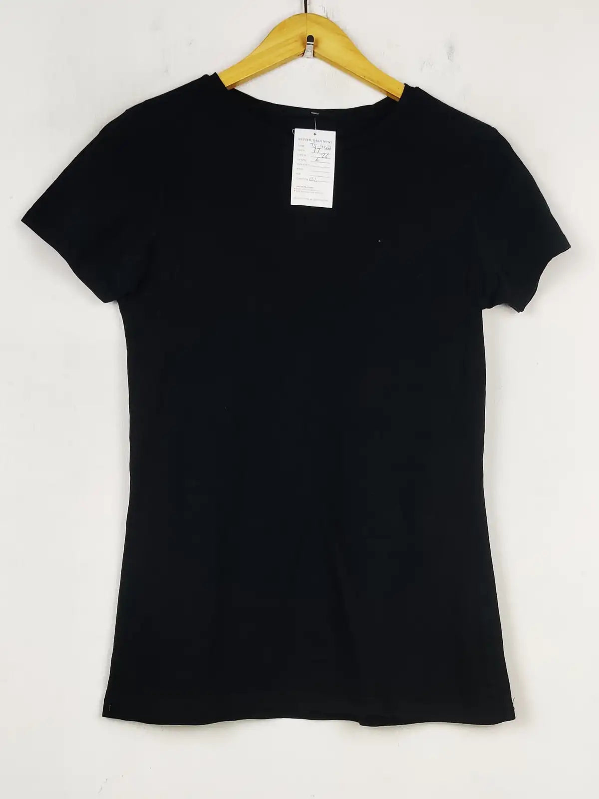 Buy online pre-used pre-loved 100% authentic & Original branded Primark (TS-4307) available in Pakistan. Top international brands avilable.