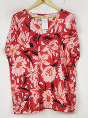 Buy online pre-used pre-loved 100% authentic & Original branded Love Tees (TS-4352) available in Pakistan. Top international brands avilable.