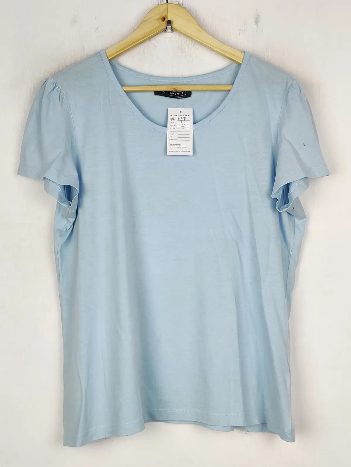 Buy online pre-used pre-loved 100% authentic & Original branded Avenu (TS-4391) available in Pakistan. Top international brands avilable.