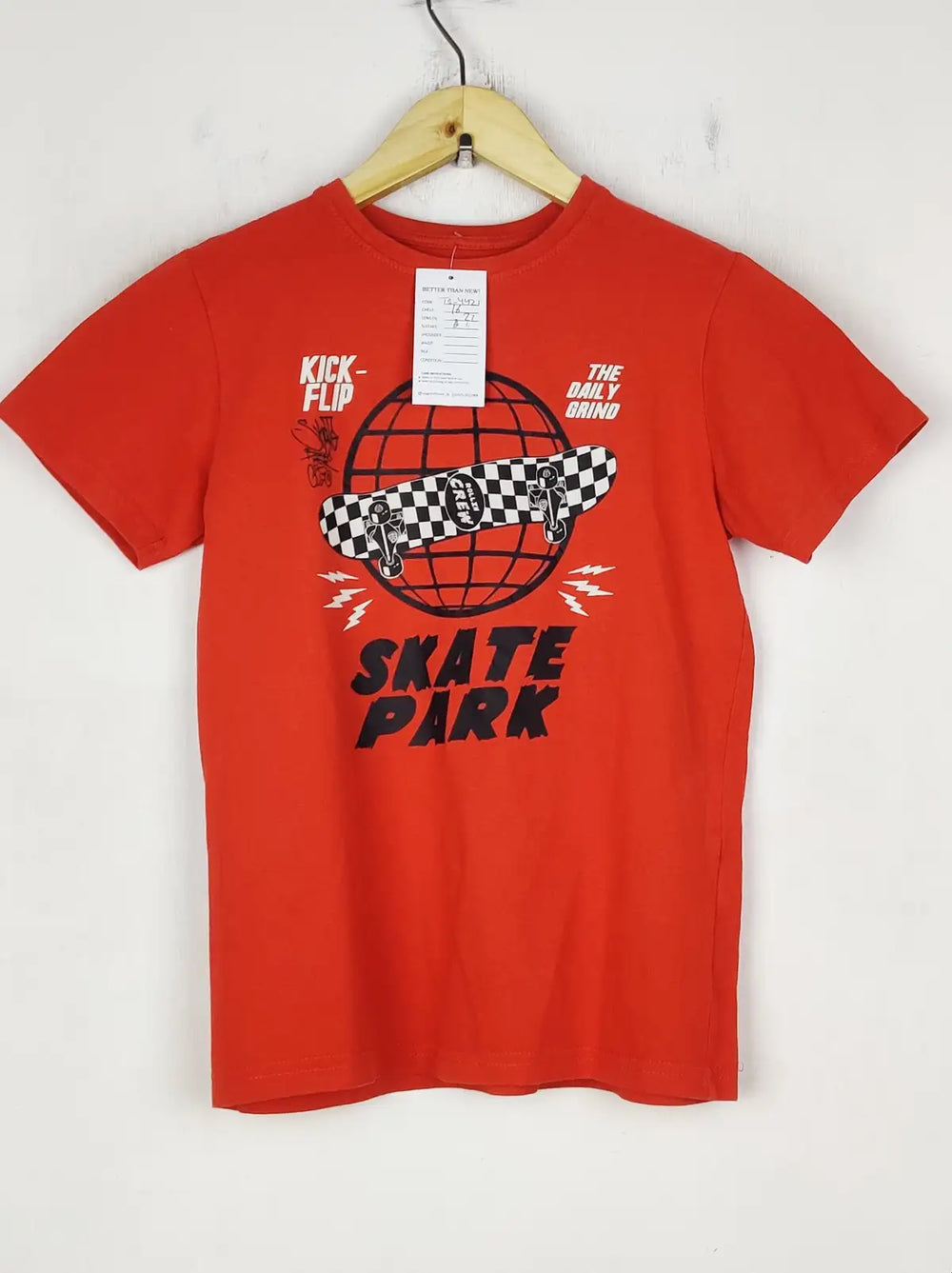 Buy online pre-used pre-loved 100% authentic & Original branded Primark (TS-4421) available in Pakistan. Top international brands avilable.