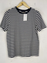Buy online pre-used pre-loved 100% authentic & Original branded Marks & Spencer (TS-4425) available in Pakistan. Top international brands avilable.