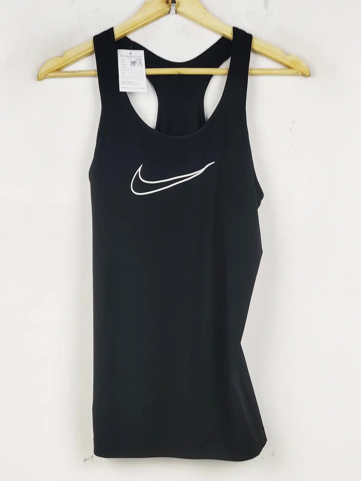 Buy online pre-used pre-loved 100% authentic & Original branded Unknown Brand (TS-4466) available in Pakistan. Top international brands avilable.