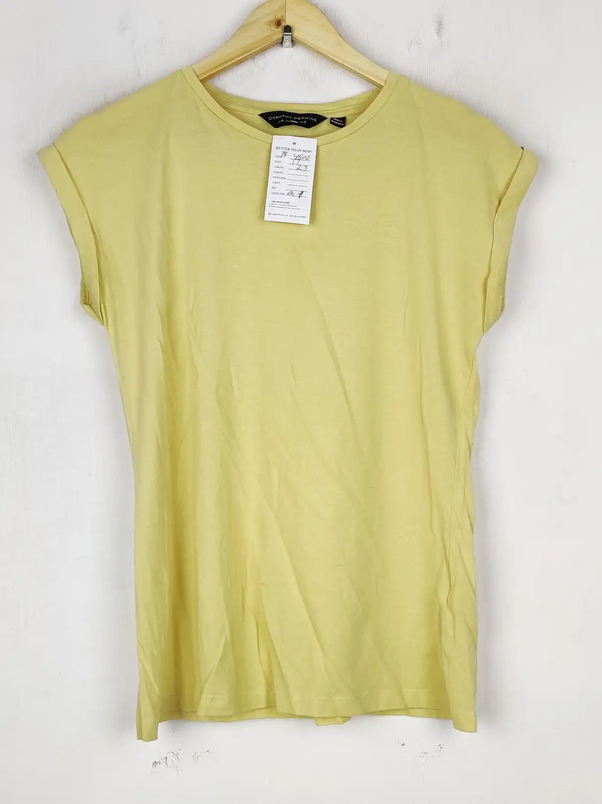 Buy online pre-used pre-loved 100% authentic & Original branded Dorothy Perkins (TS-4502) available in Pakistan. Top international brands avilable.