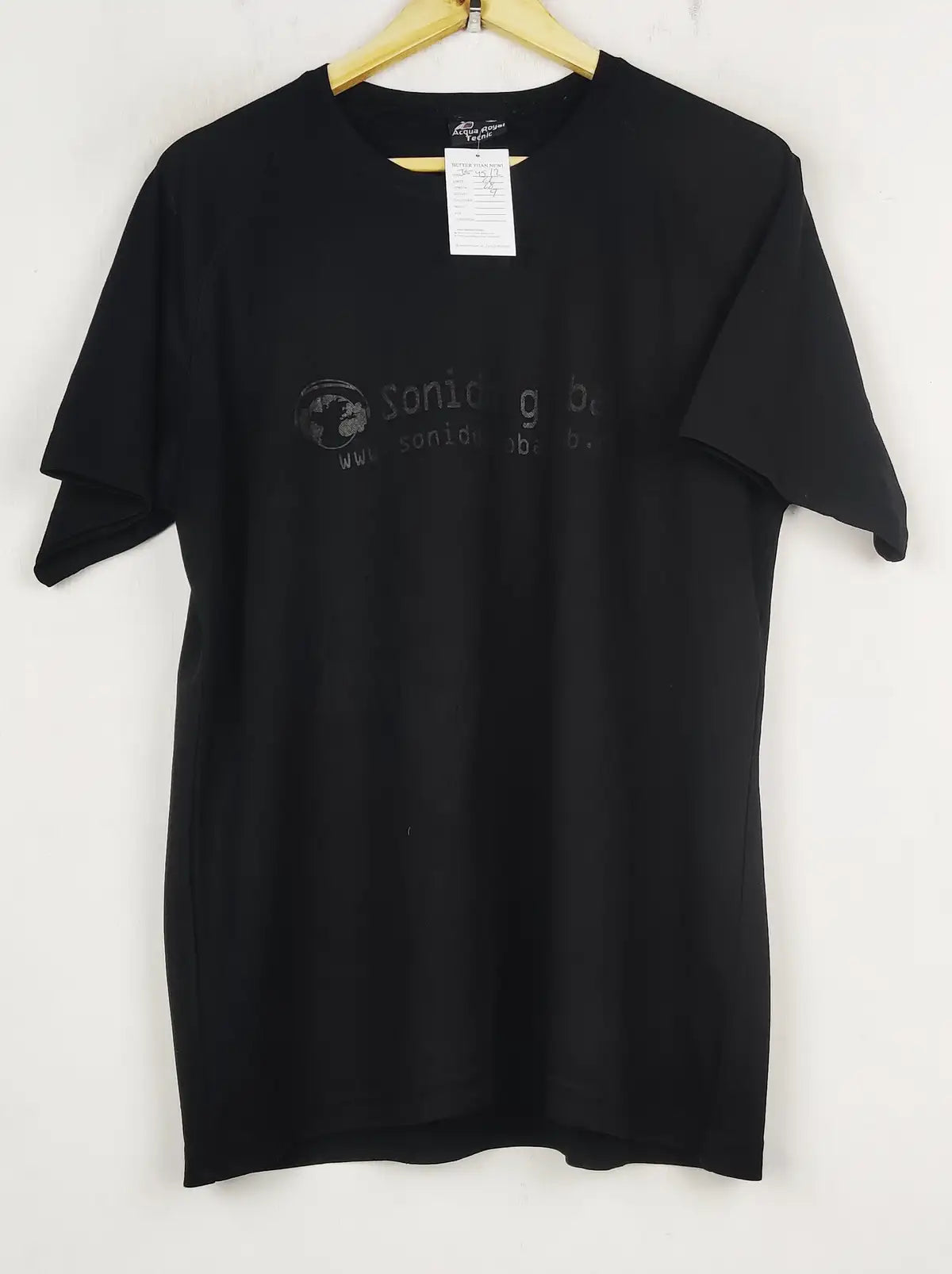Buy online pre-used pre-loved 100% authentic & Original branded Acqua Royal (TS-4512) available in Pakistan. Top international brands avilable.