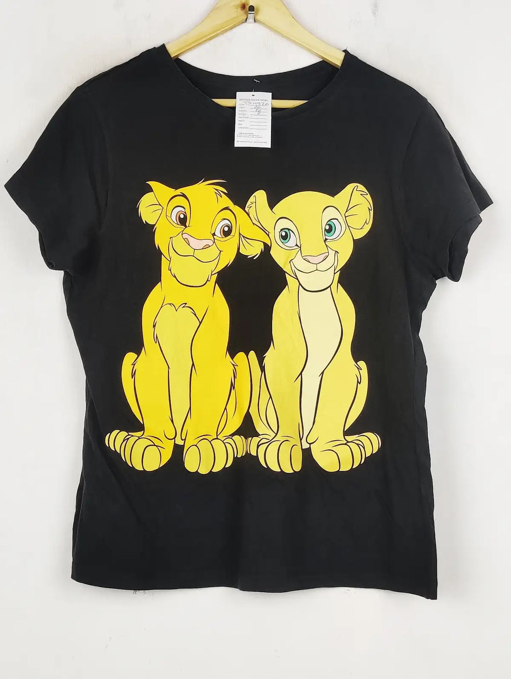 Buy online pre-used pre-loved 100% authentic & Original branded Disney (TS-4520) available in Pakistan. Top international brands avilable.
