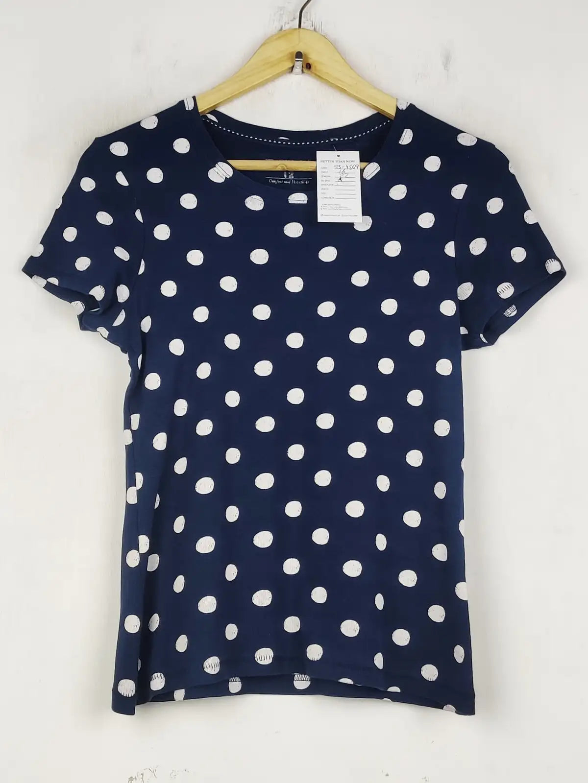 Buy online pre-used pre-loved 100% authentic & Original branded Tu (TS-4569) available in Pakistan. Top international brands avilable.