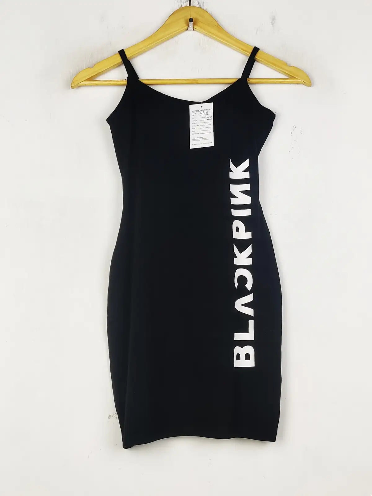 Buy online pre-used pre-loved 100% authentic & Original branded Black Pink (TS-4601) available in Pakistan. Top international brands avilable.
