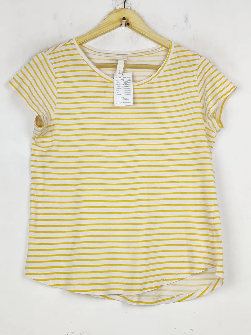Buy online pre-used pre-loved 100% authentic & Original branded H&M (TS-4631) available in Pakistan. Top international brands avilable.