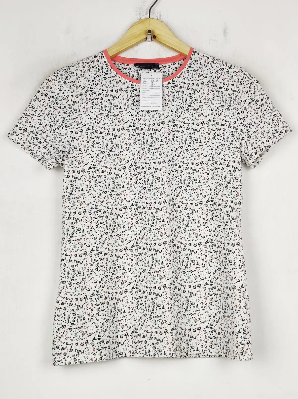 Buy online pre-used pre-loved 100% authentic & Original branded Marks & Spencer (TS-4645) available in Pakistan. Top international brands avilable.