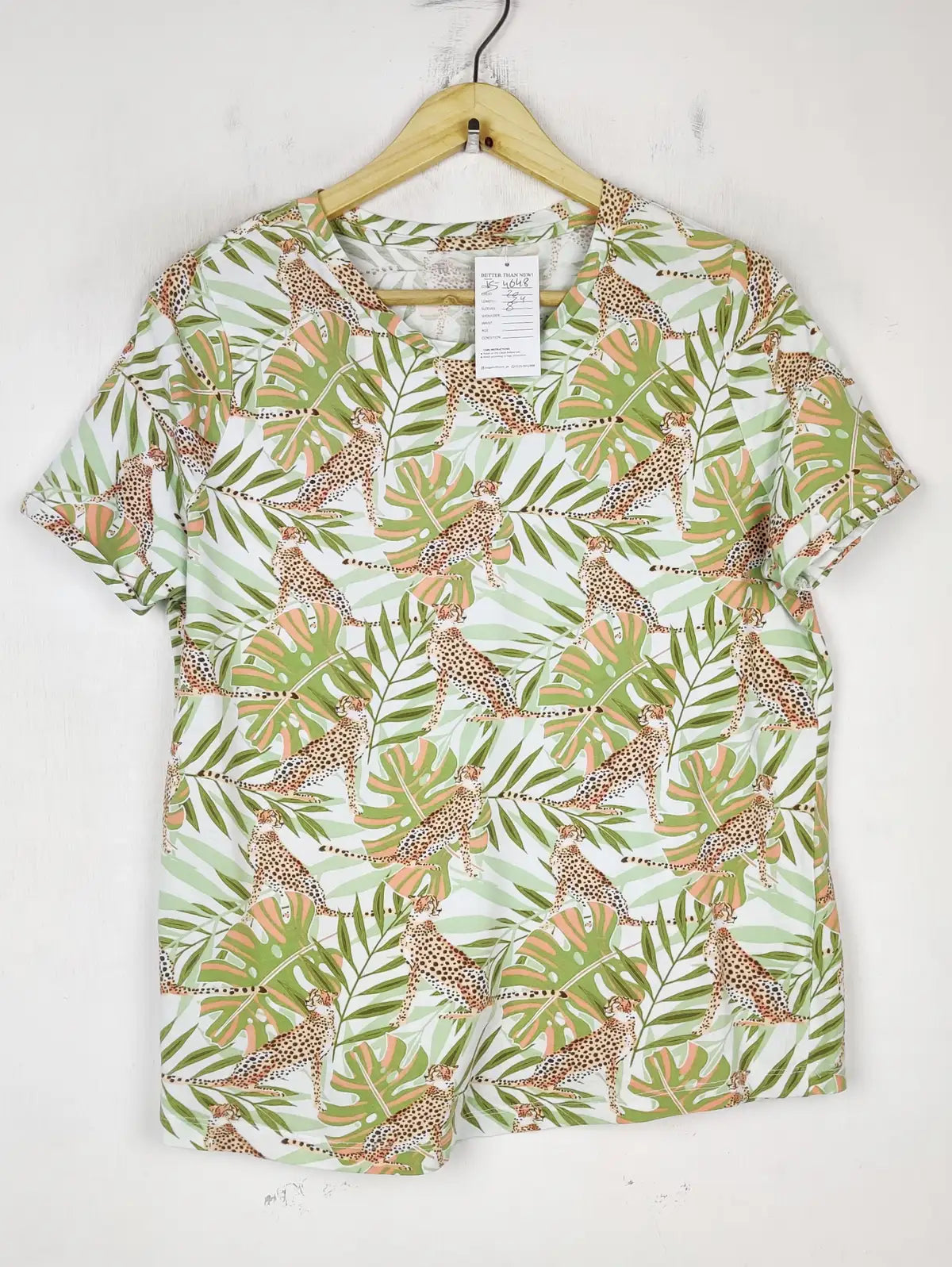 Buy online pre-used pre-loved 100% authentic & Original branded Unknown Brand (TS-4648) available in Pakistan. Top international brands avilable.
