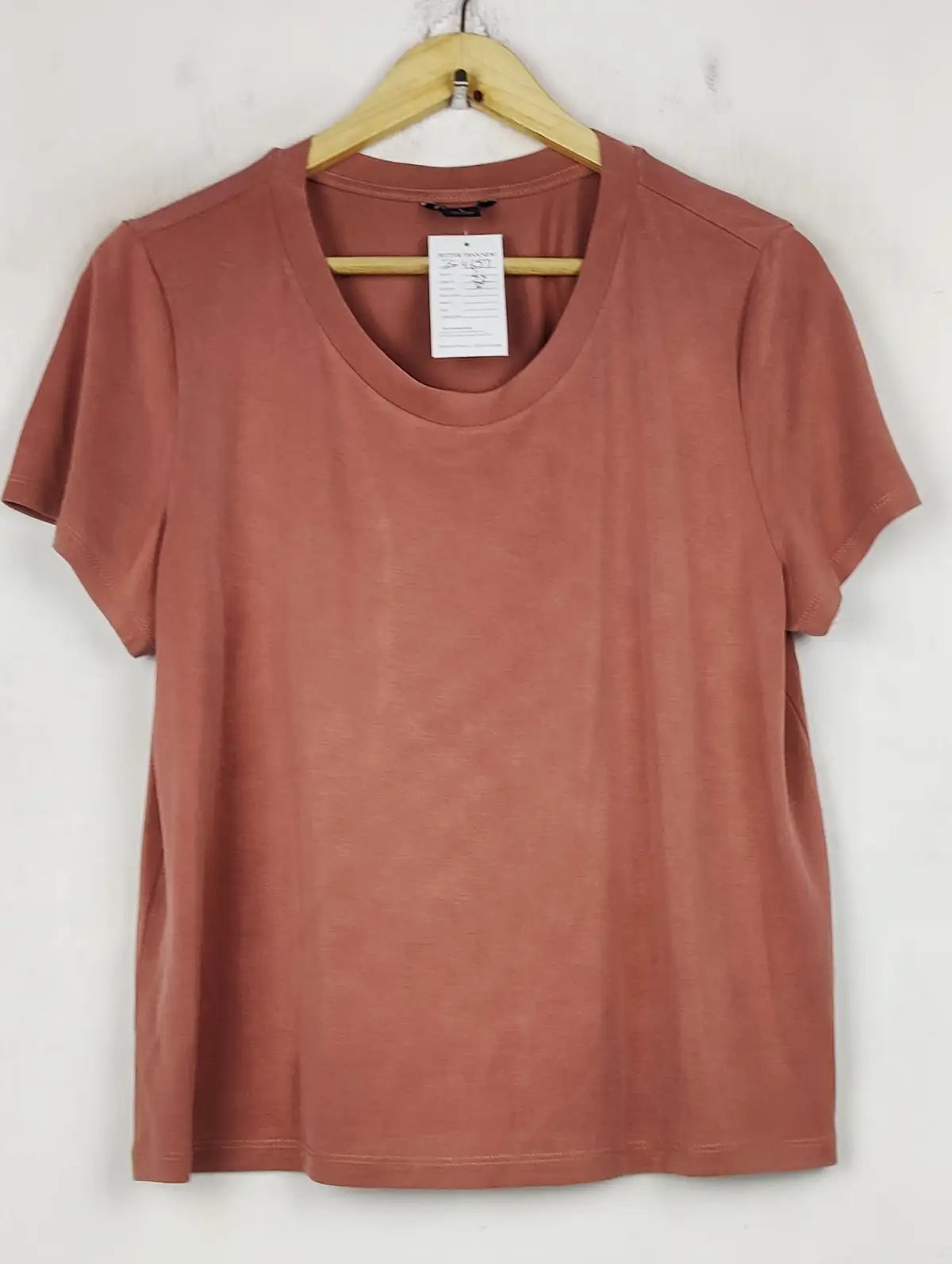 Buy online pre-used pre-loved 100% authentic & Original branded Monkl (TS-4657) available in Pakistan. Top international brands avilable.