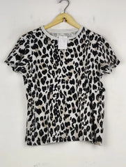 Buy online pre-used pre-loved 100% authentic & Original branded Primark (TS-4669) available in Pakistan. Top international brands avilable.