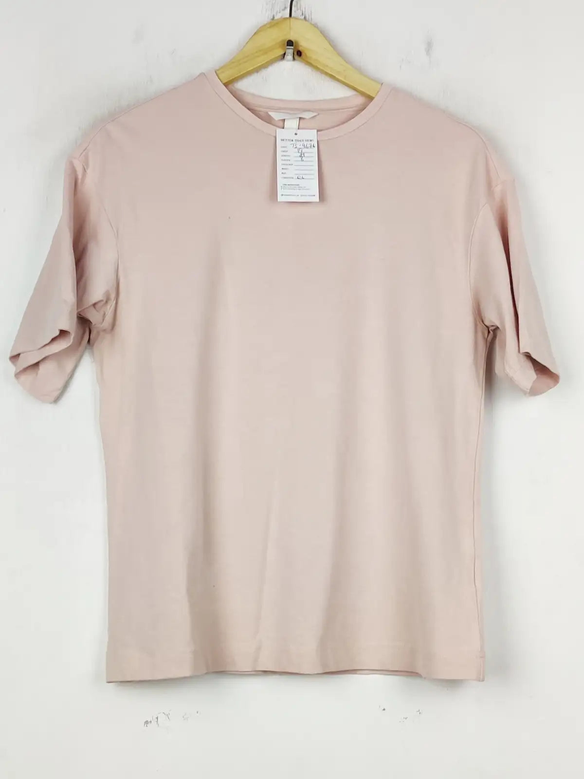 Buy online pre-used pre-loved 100% authentic & Original branded H&M (TS-4676) available in Pakistan. Top international brands avilable.