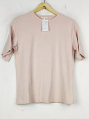 Buy online pre-used pre-loved 100% authentic & Original branded H&M (TS-4676) available in Pakistan. Top international brands avilable.