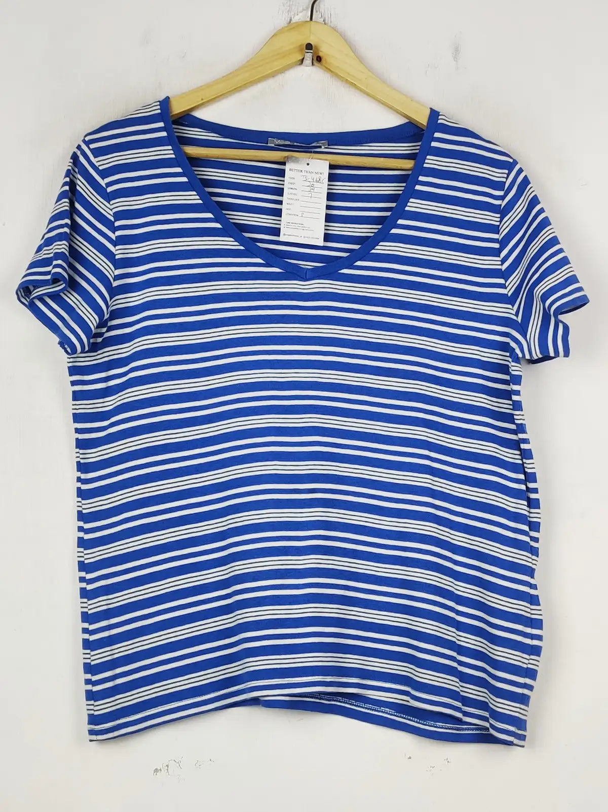 Buy online pre-used pre-loved 100% authentic & Original branded Marks & Spencer (TS-4685) available in Pakistan. Top international brands avilable.