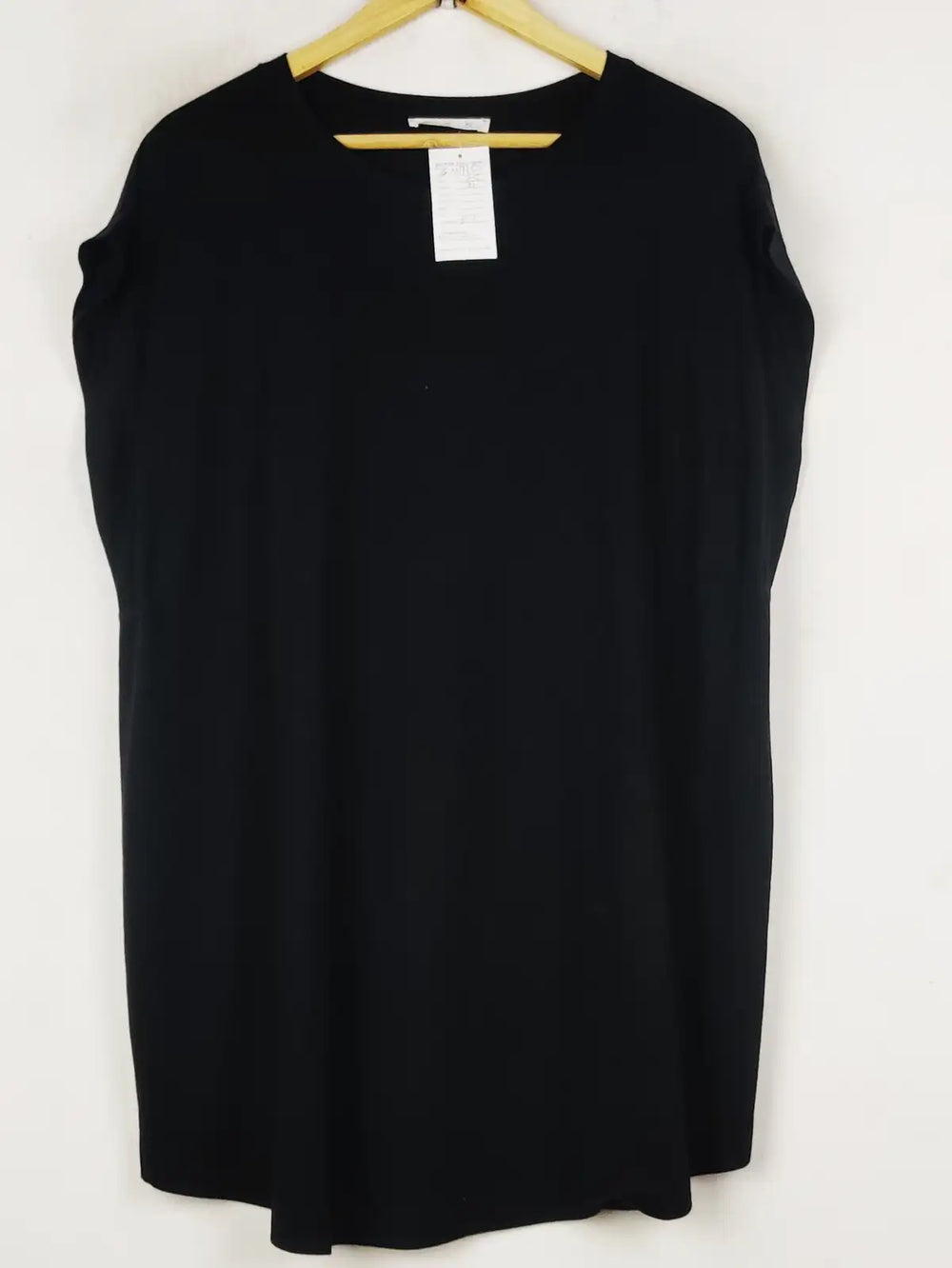 Buy online pre-used pre-loved 100% authentic & Original branded Primark (TS-4710) available in Pakistan. Top international brands avilable.